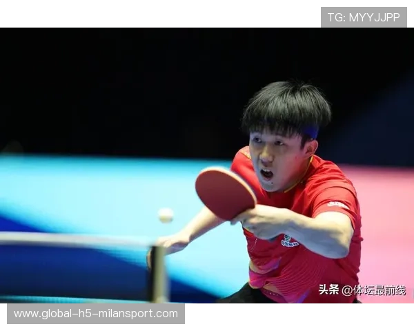 王楚钦正手攻势凌厉夺分，海口亚洲杯首战三局横扫冯翊新胜
