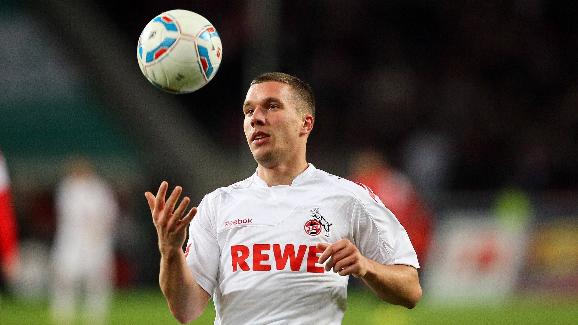 C罗:阿森纳会夺冠!曼联肯定没戏,我不相信他们能逆风翻盘,c罗在阿森纳踢过球吗